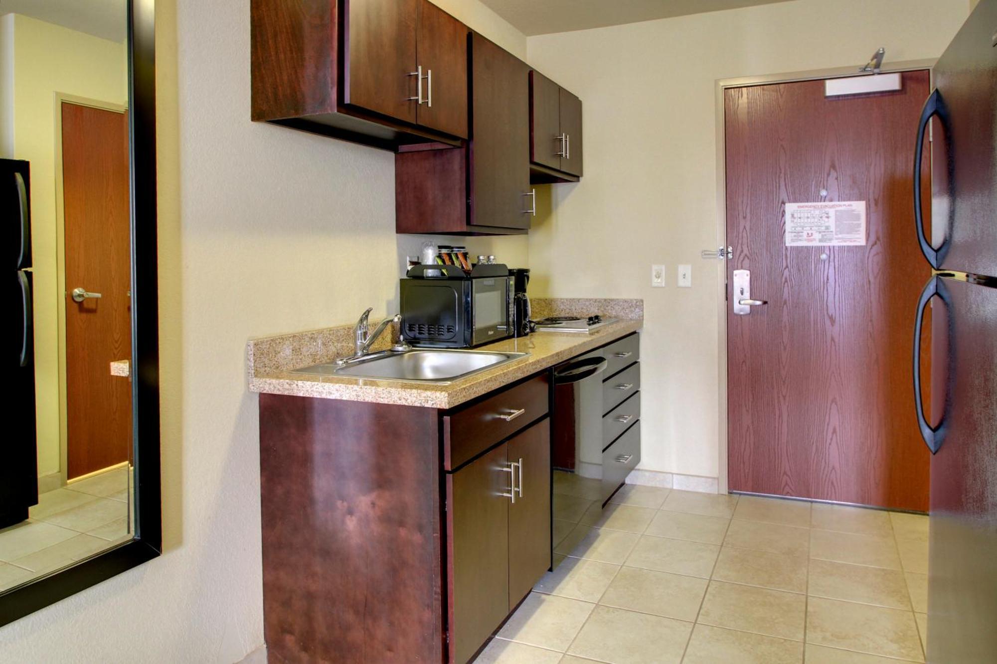 Cobblestone Hotel & Suites - Beulah Oda fotoğraf
